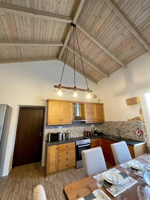 Eftychia Serene Getaway With Hot Tub In A Quiet Location Villa