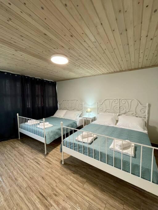 Eftychia Serene Getaway With Hot Tub In A Quiet Location *