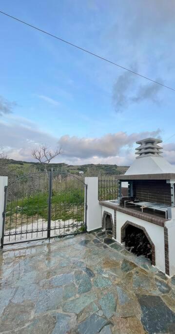 Villa Eftychia Serene Getaway With Hot Tub In A Quiet Location *