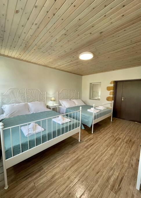 Eftychia Serene Getaway With Hot Tub In A Quiet Location Villa Kissamos